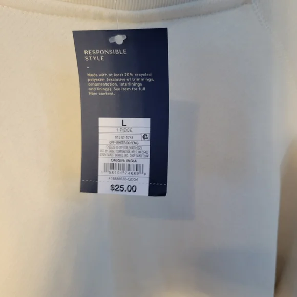 Universal Thread Women's Soft Cream V-Neck Sweater - Picture 5 of 5